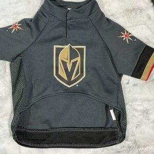 NHL golden knight Sports Team Jersey Shirt medium dog